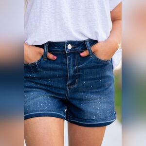 Judy Blue Ava Splatter Denim Shorts Size 2XL Stretch